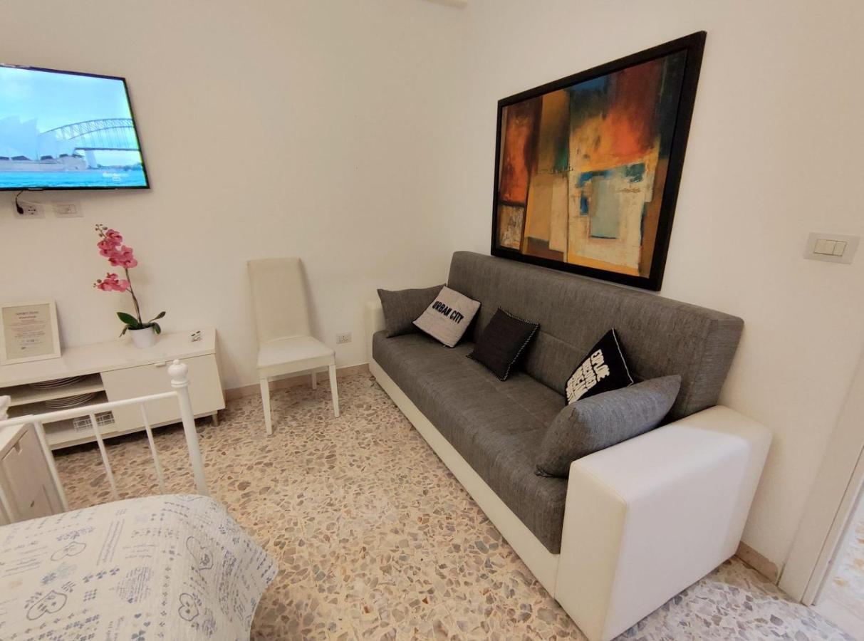 רומא Sergio Tourist Rental Close Tiburtina Station מראה חיצוני תמונה